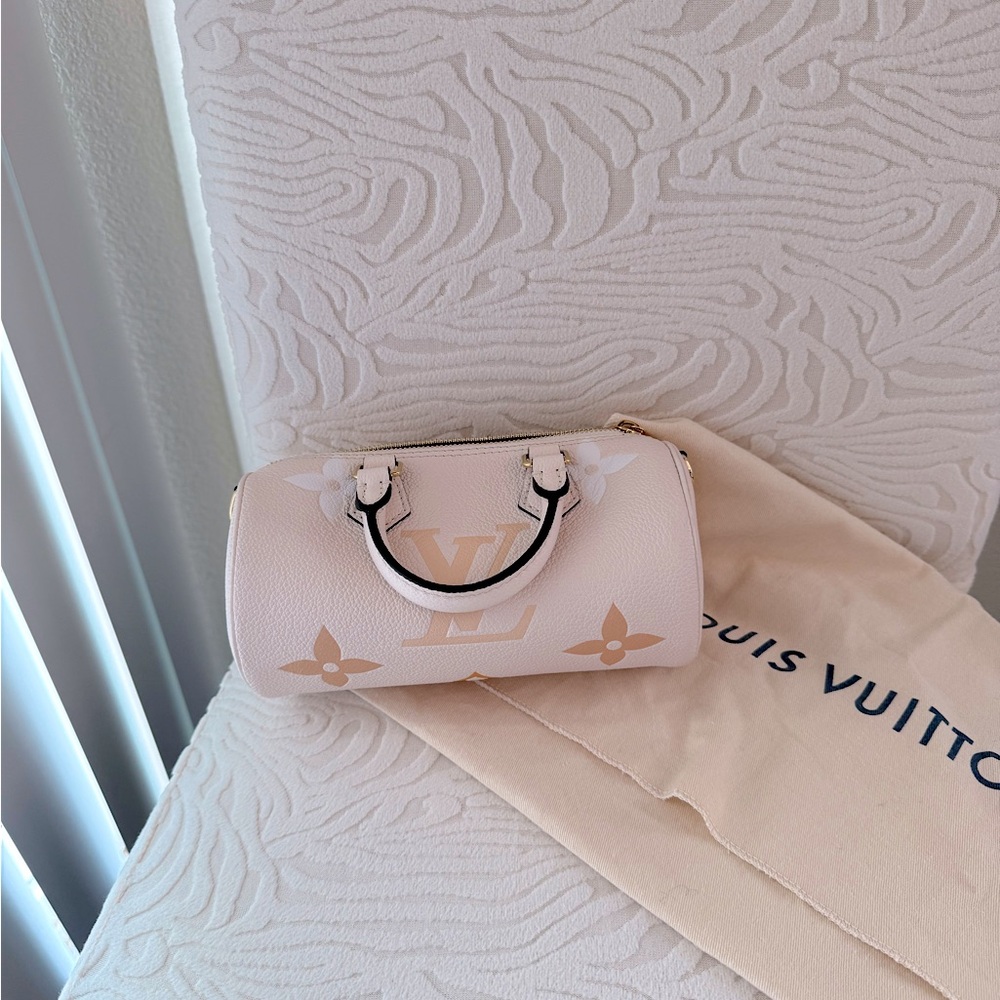 Sold💕 Louis Vuitton Papillon BB Giant By The Pool Empreinte Cream Saffron